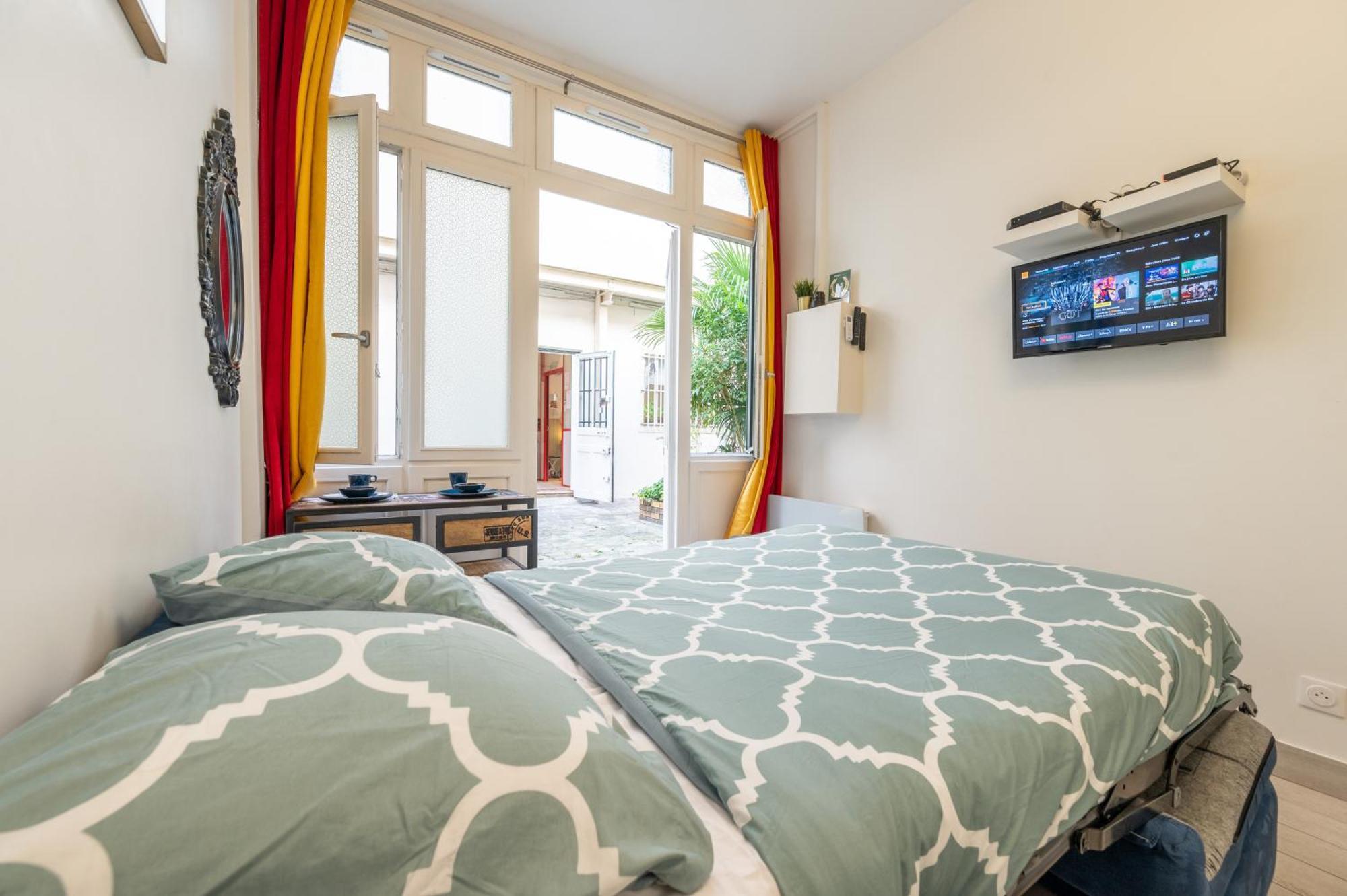 Little Boudoir Of Paris Champs-Elysees Exterior foto